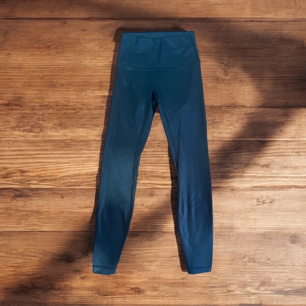 Lululemon black leggings size 4 - Picture 2 of 3